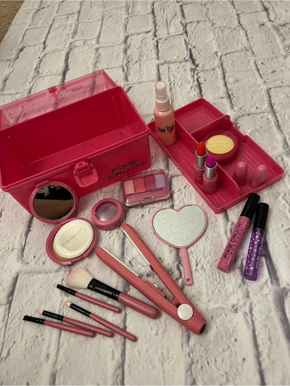 Kids Pink Makeup Play Set with Brushes, Lip Gloss & Eyeshadow